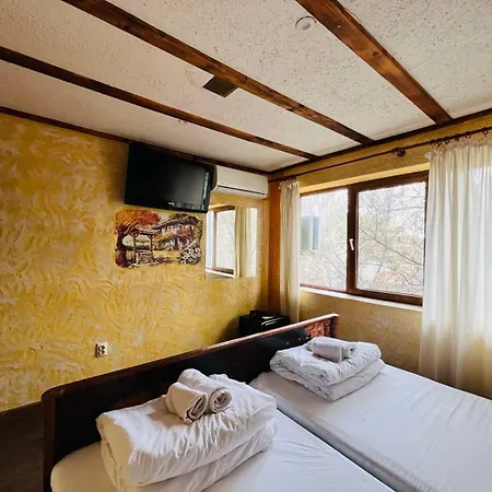 Rooms43 3*